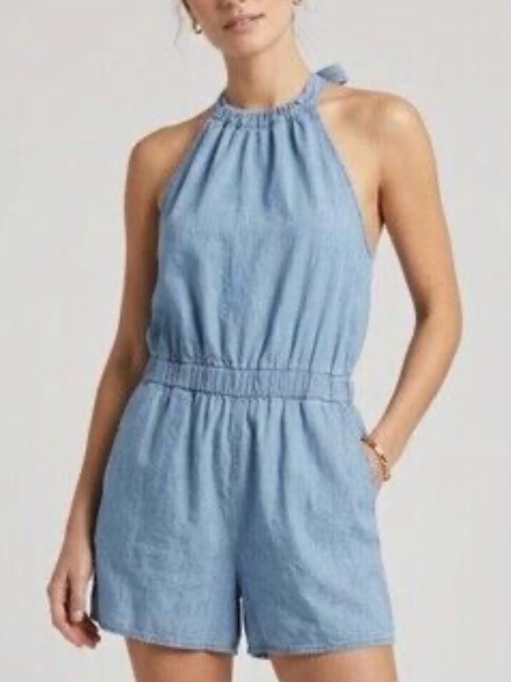NWT Reitmans Light Blue Denim
Chambray Halter Romper Jumpsuit Size